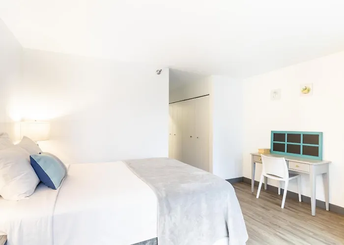 Envitae 3br Luxury Corner Loft With Navy Pier Views