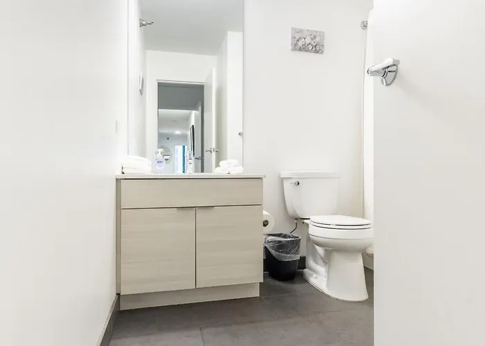Envitae 3br Luxury Corner Loft With Navy Pier Views Apartment *