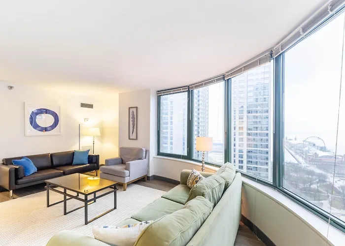 Apartment Envitae 3br Luxury Corner Loft With Navy Pier Views Chicago
